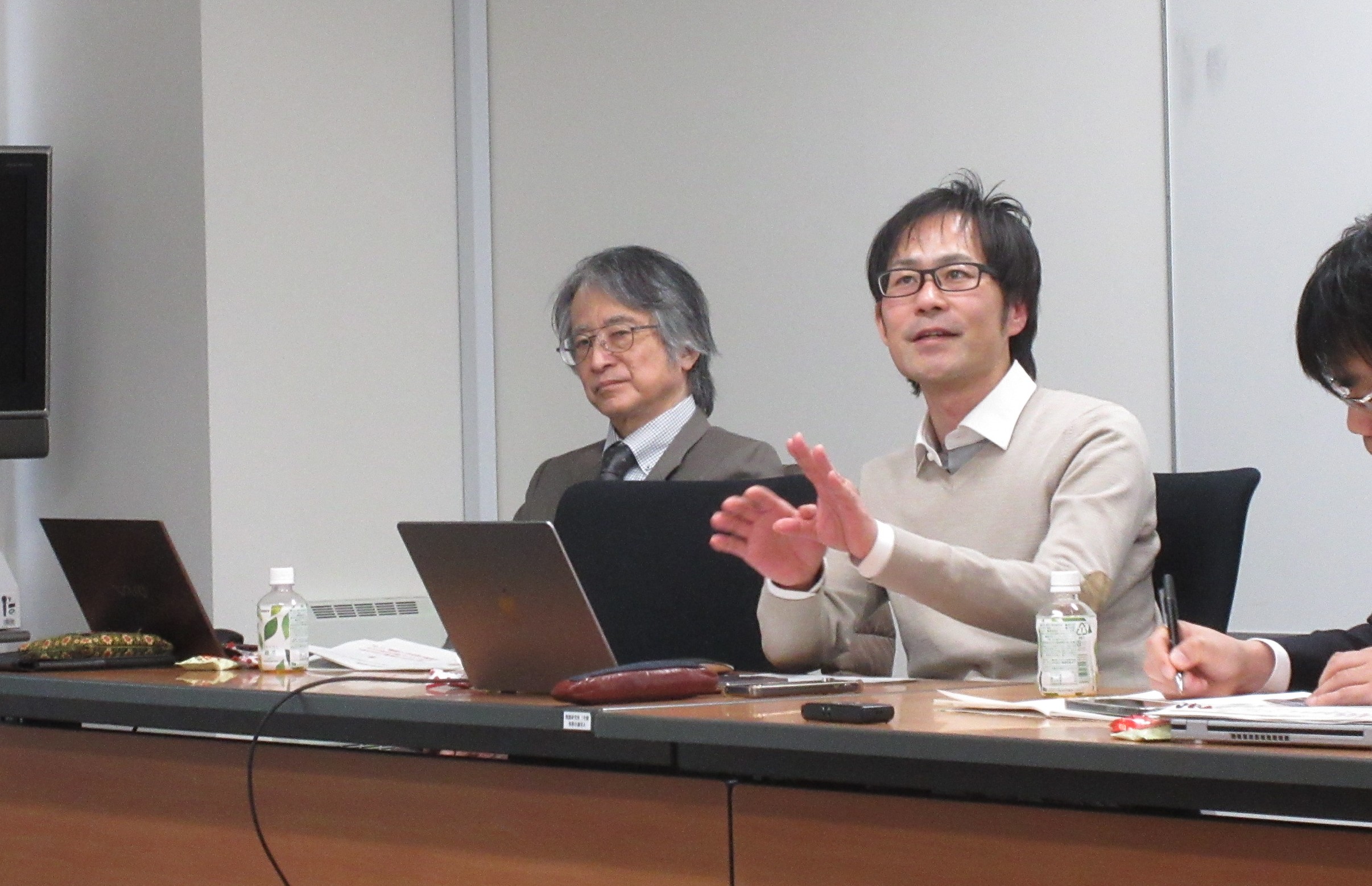 第33回サイエンスカフェ(ハイブリッド)開催報告